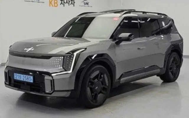 니로플러스 중고차 EV9 롱레인지 4WD 매물 사진 19 - 2024/05 54,180km