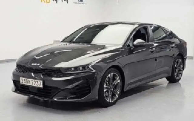 니로플러스 중고차 K5 3세대 1.6 터보 시그니처 매물 사진 20 - 2020/06 88,216km