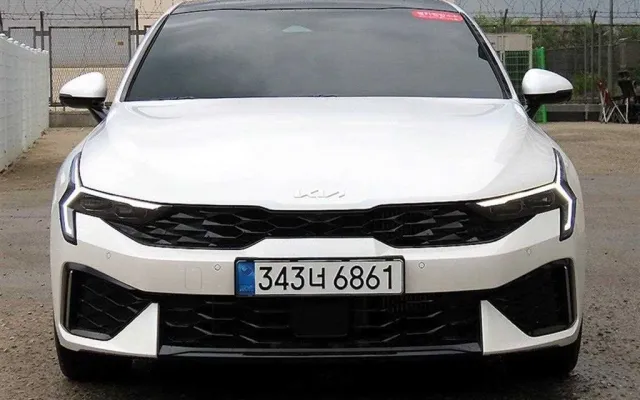 니로플러스 중고차 더 뉴 K5 3세대 1.6 터보 매물 사진 12 - 2025/04 7,253km